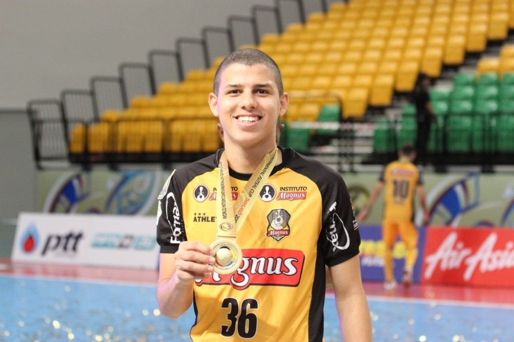 Ricardinho eleito Melhor Jogador do Mundo de Futsal pela 6.ª vez