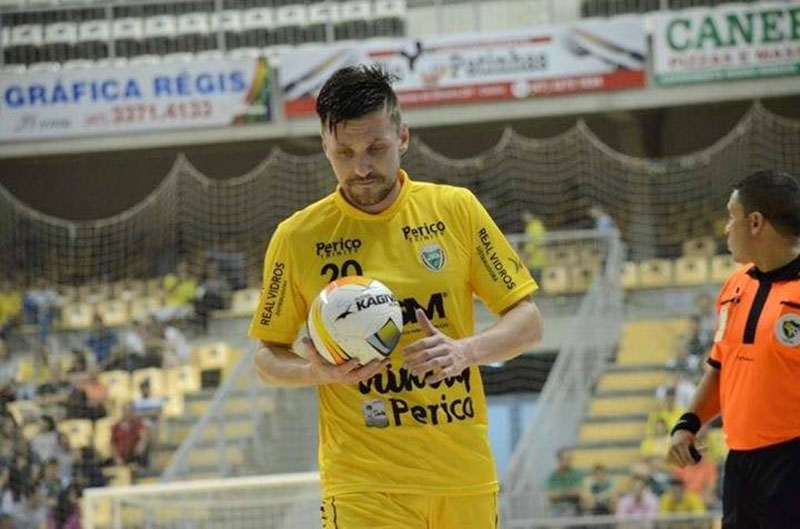 Catarinense é eleito o melhor jogador do mundo de futsal pela terceira vez  – Agência de Notícias Avante!