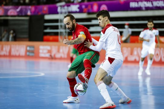 Conheça o jogador de Marrocos que faz história ao disputar Copas do Mundo  de futsal e futebol – LNF