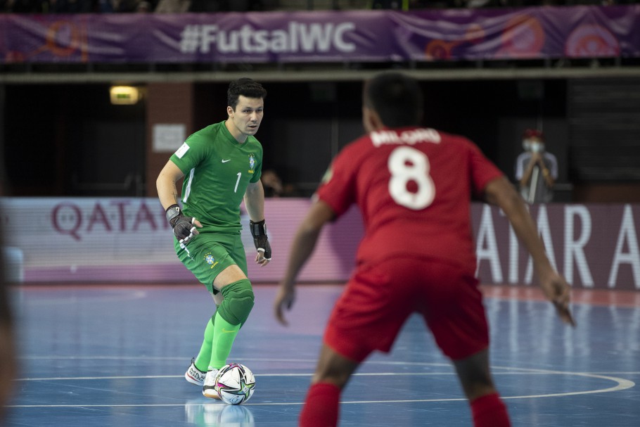 Futsal: Brasil nos oitavos com três triunfos em três jogos