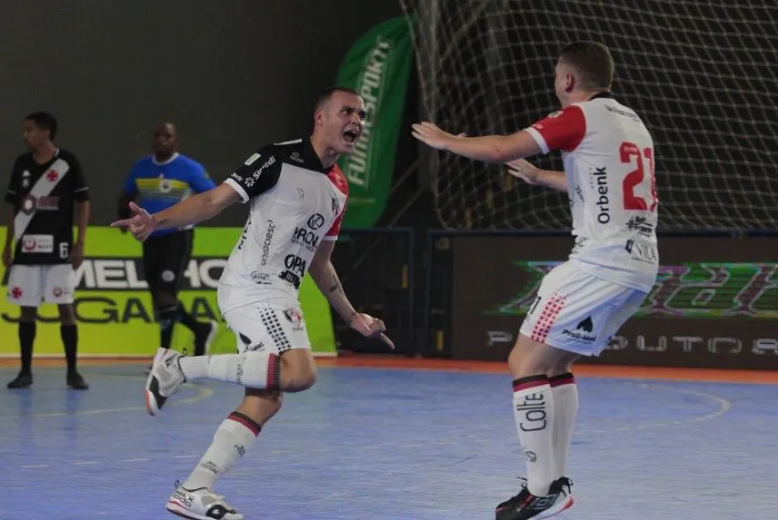 Intercomunidades de Futsal define equipes semi-finalistas