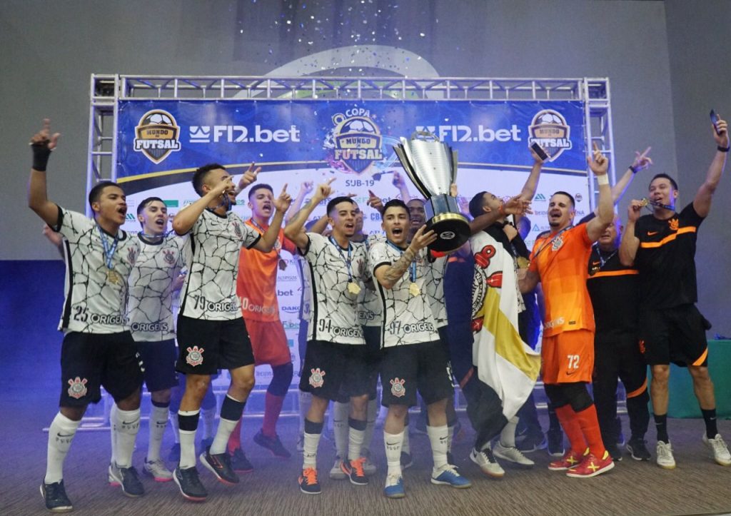 Corinthians é bicampeão da Copa Mundo do Futsal!