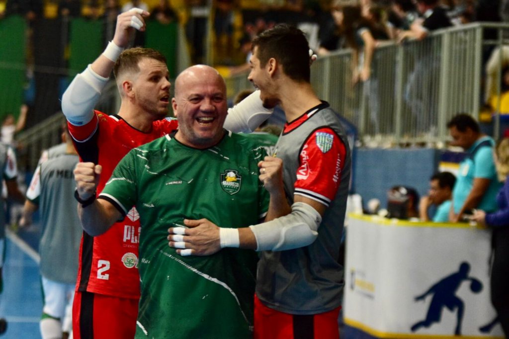 Stein Cascavel Futsal goleia Sogipa-RS na estreia da Copa Mundo do