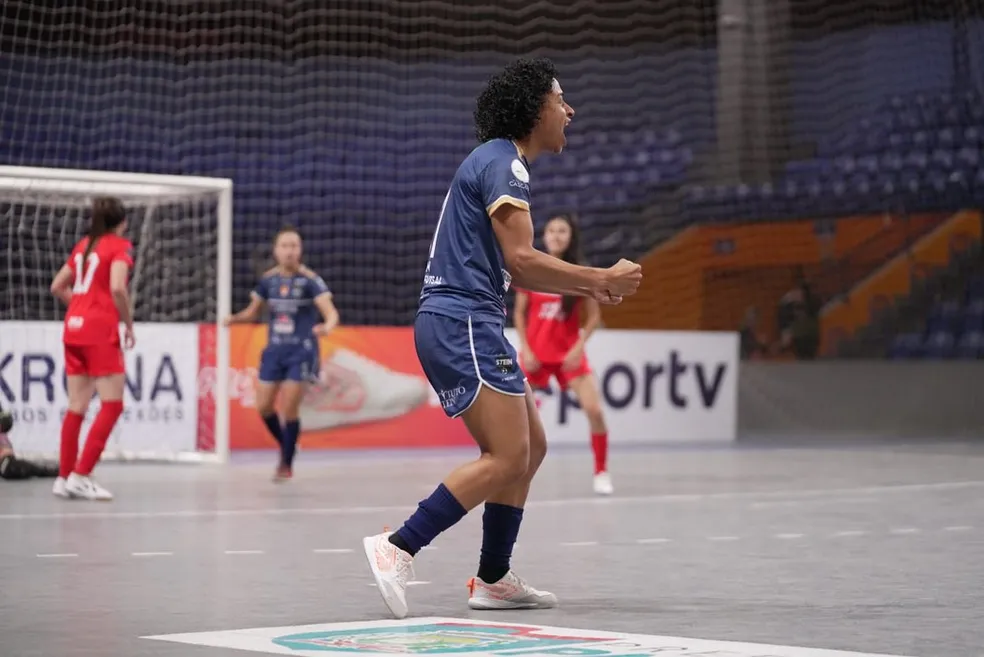 Stein Cascavel é bicampeã da Copa Mundo de Futsal Feminino