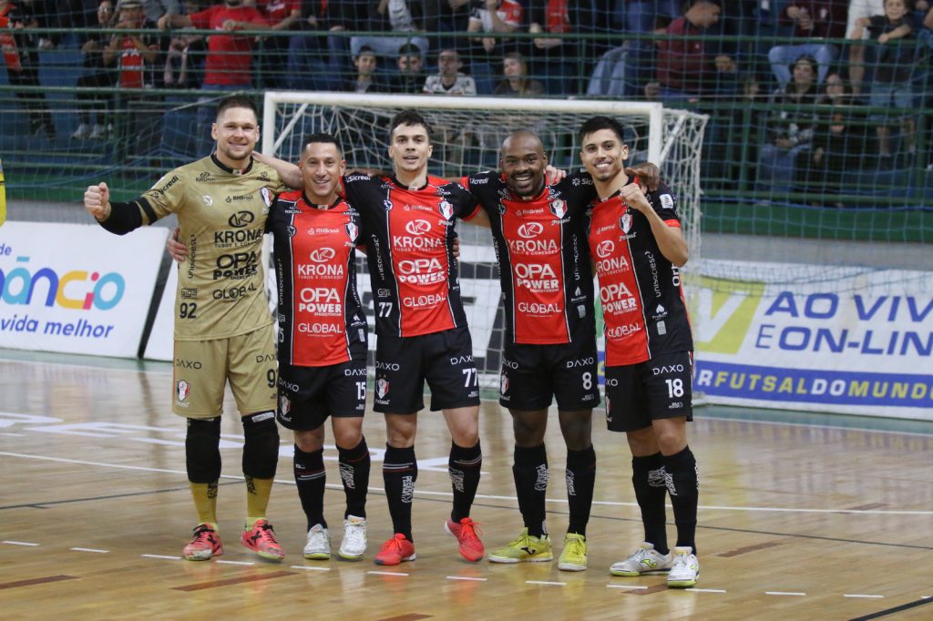 Assoeva bate Joinville nos pênaltis e vai à semifinal da Liga Futsal - ESPN