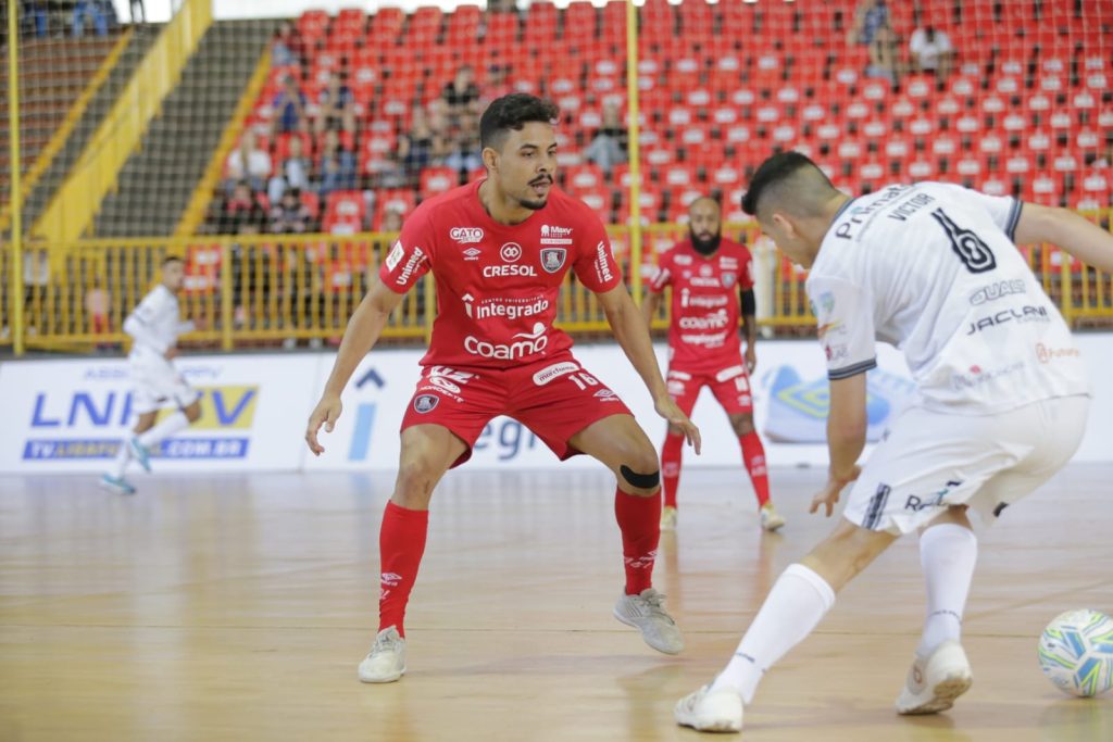 FUTEBOL AMERICANO: Em jogo inédito, Arapongas Golden Phoenix enfrenta  equipe de Campo Mourão neste domingo (30)