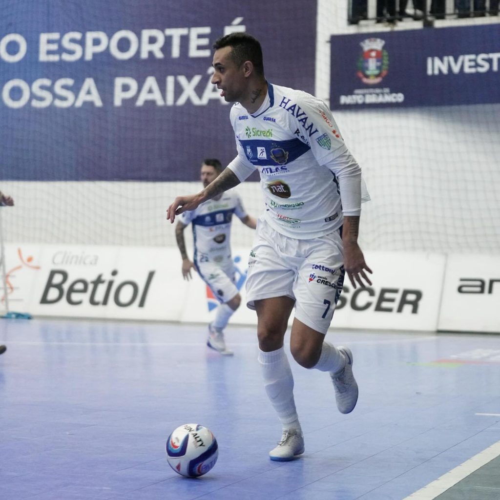 Maurício Moreira