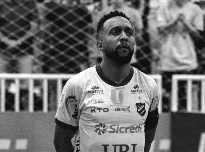 300&60, Divulgação