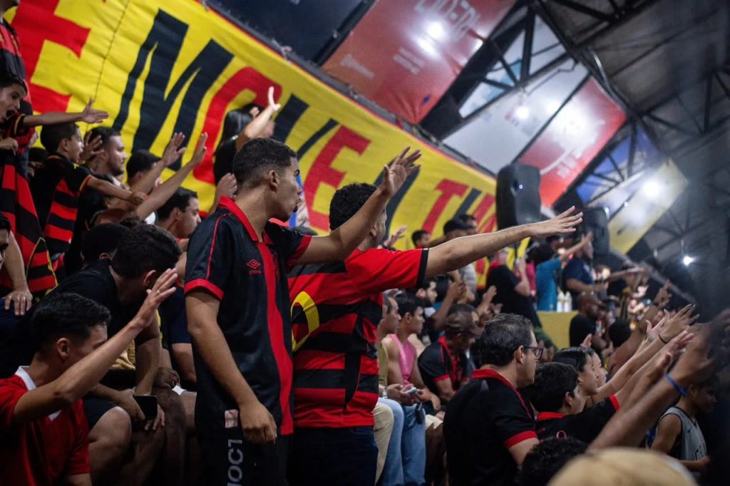 Torcida do Sport lota o Ginásio Marcelino Lopes na LNF Silver