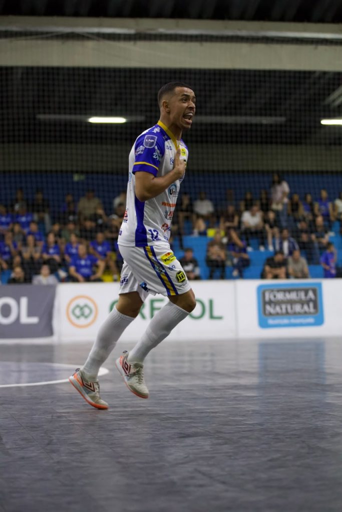 Victor Hugo Souza