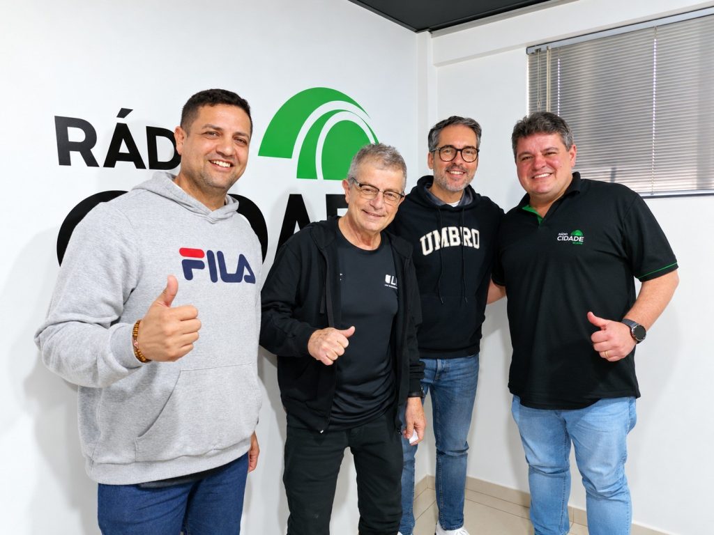 Ricardo Trade, CEO da LNF, e Lorenzo Fontana, vice-presidente, na Rádio Cidade FM
